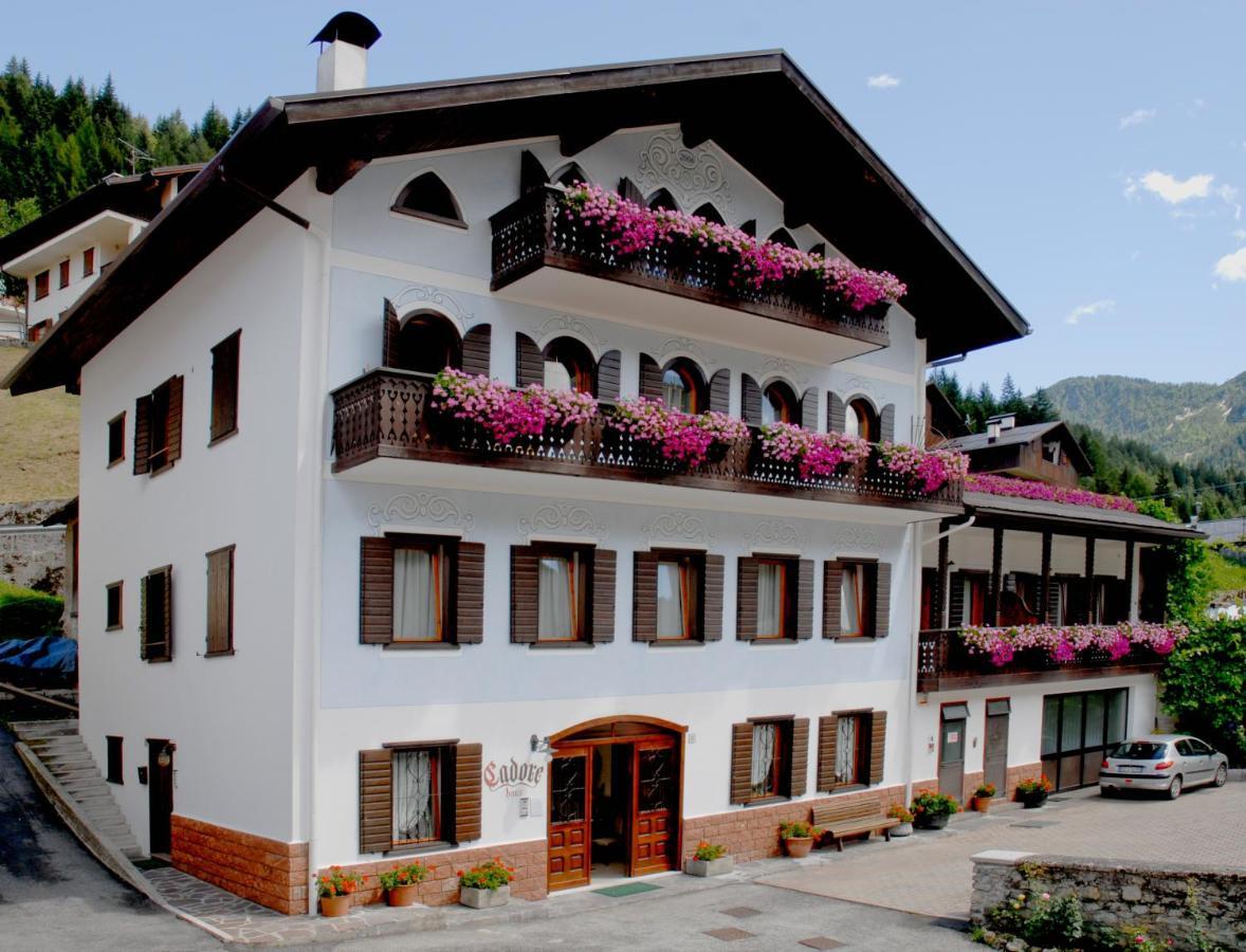 Cadore Haus Auronzo di Cadore Eksteriør bilde